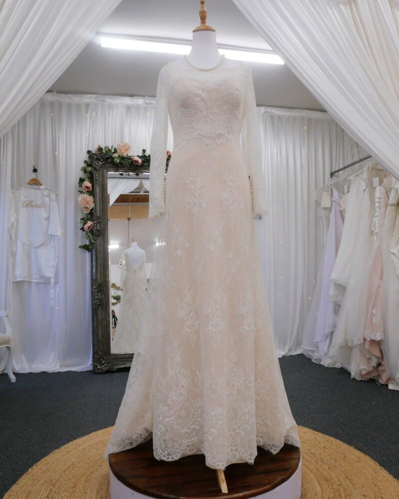 Enchanting Serenity wedding dress