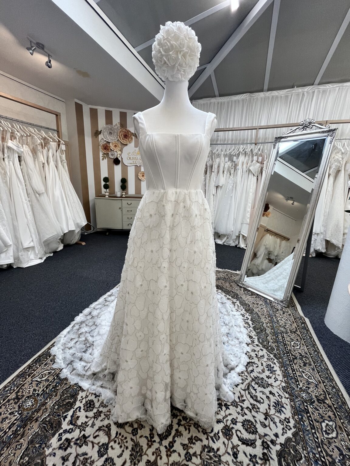 Hera Couture - Frances