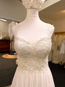 Emerald wedding dress beaded lace bodice detail